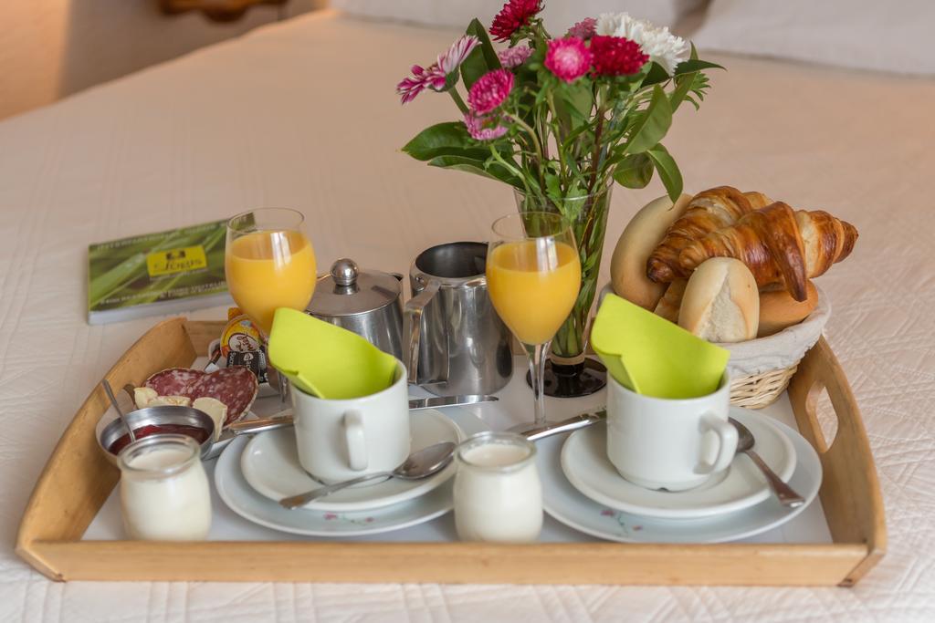 Saint-Romain  Hotel Restaurant La Braisiere מראה חיצוני תמונה